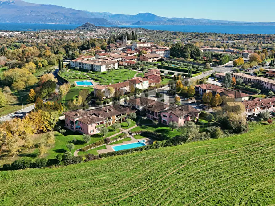 Immagine 37 di Appartamento in vendita  a Soiano Del Lago