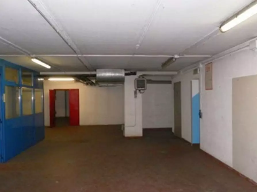 Immagine 2 di Palazzo in vendita  in VIA GOBETTI PIETRO a Cinisello Balsamo