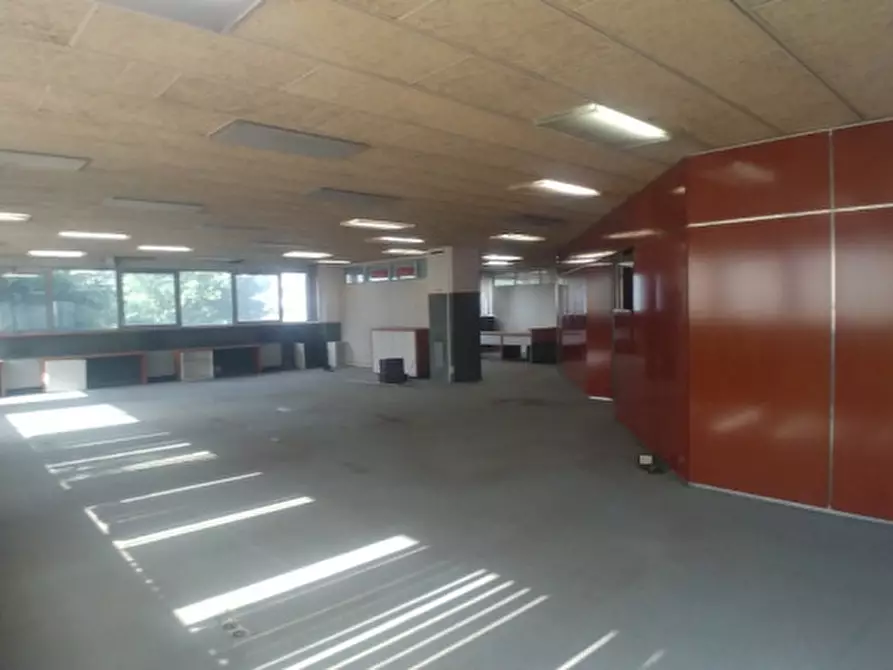 Immagine 4 di Palazzo in vendita  in VIA GOBETTI PIETRO a Cinisello Balsamo