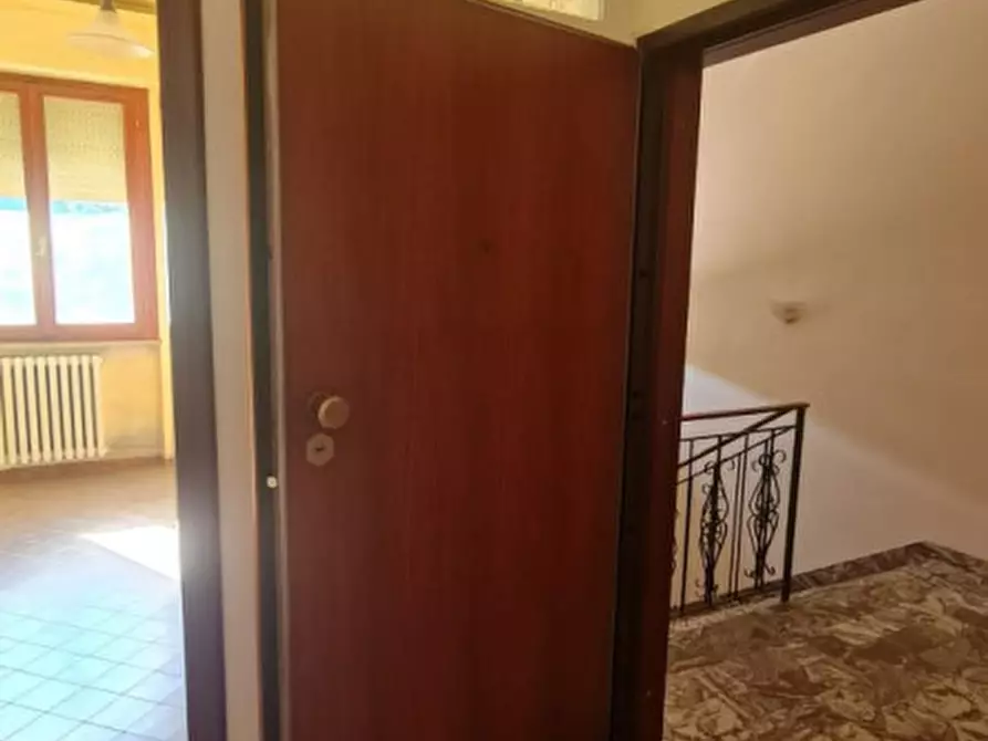 Immagine 12 di Appartamento in vendita  in noferi a Montevarchi