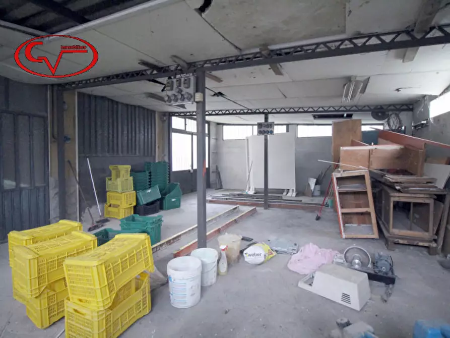 Immagine 16 di Appartamento in vendita  in noferi a Montevarchi