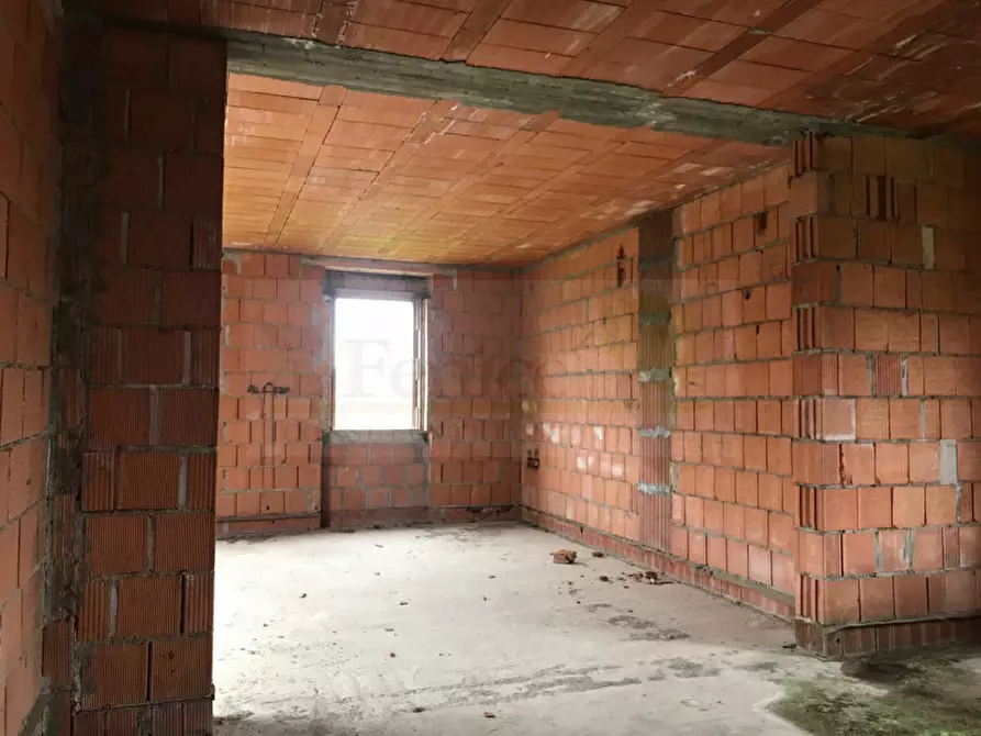 Immagine 4 di Villa in vendita  in Via Presanella a Castel Goffredo