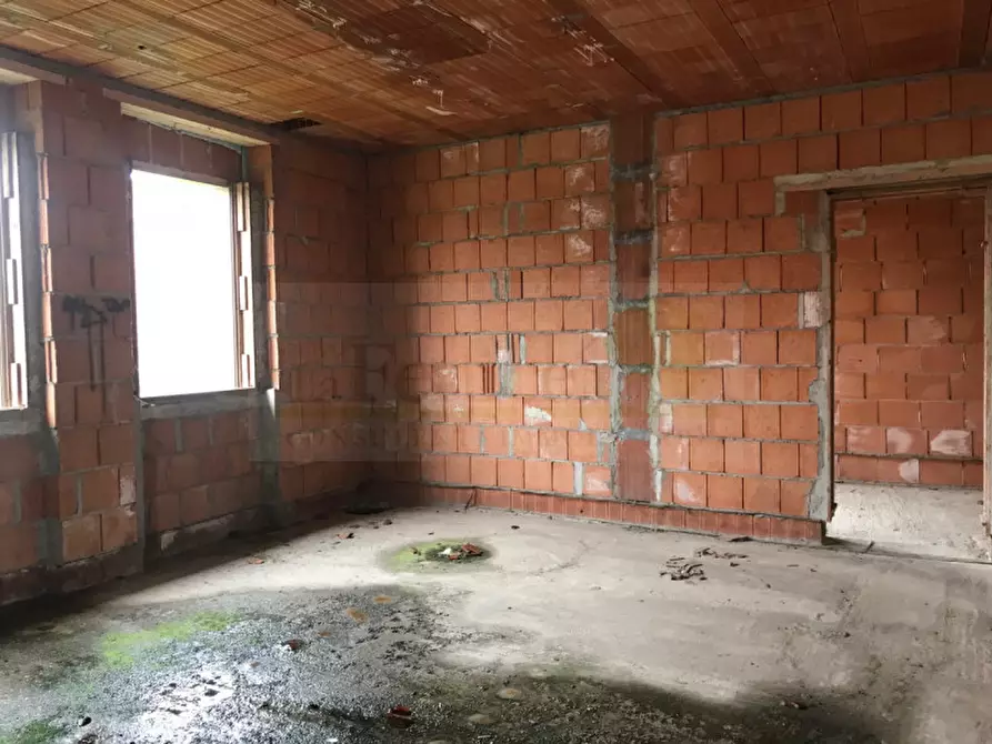 Immagine 5 di Villa in vendita  in Via Presanella a Castel Goffredo