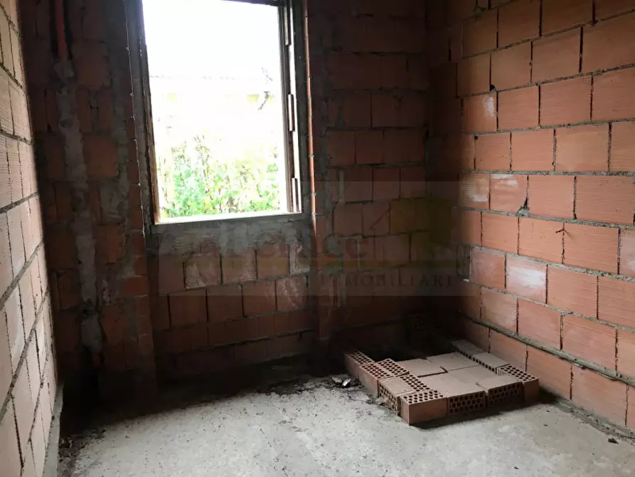 Immagine 9 di Villa in vendita  in Via Presanella a Castel Goffredo