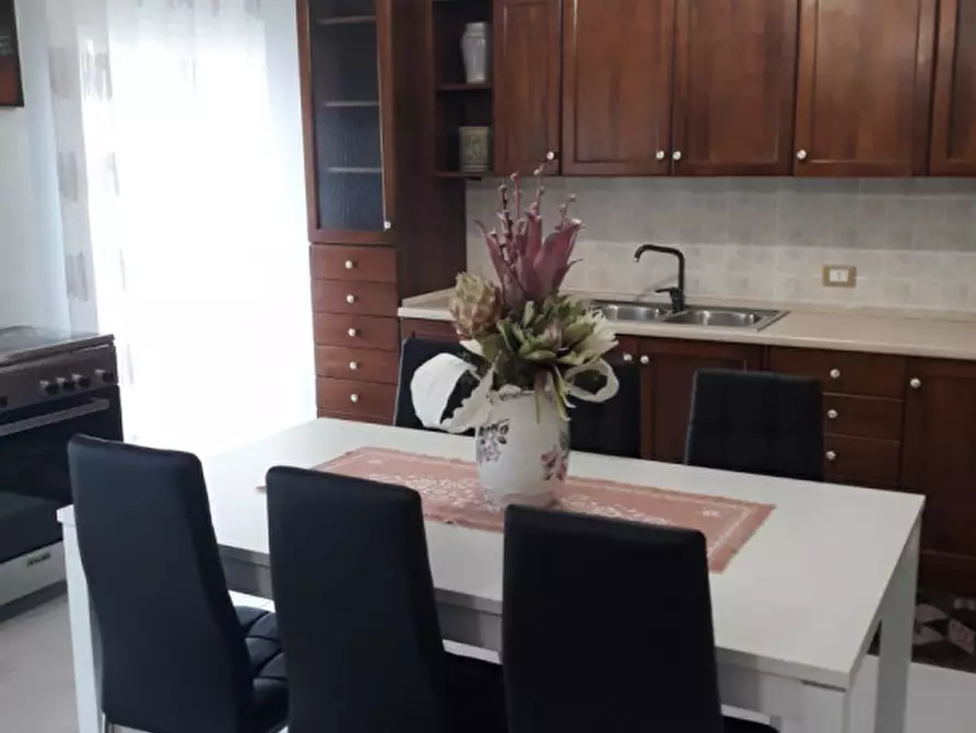 Immagine 1 di Appartamento in affitto  a Rovigo