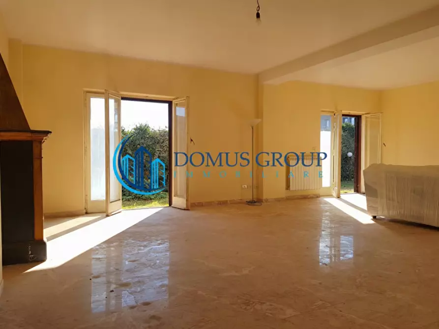 Immagine 6 di Villa in vendita  in via Murello a Roma