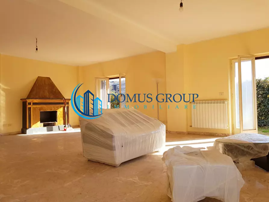Immagine 7 di Villa in vendita  in via Murello a Roma