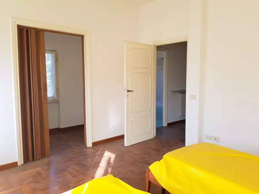 Immagine 25 di Villa in affitto  in via Murello a Roma