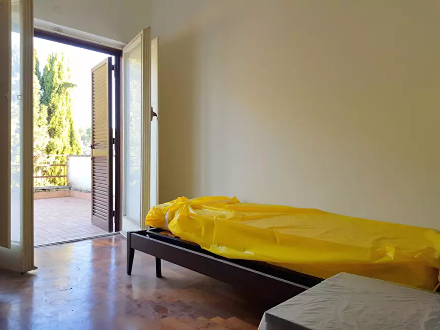 Immagine 31 di Villa in affitto  in via Murello a Roma