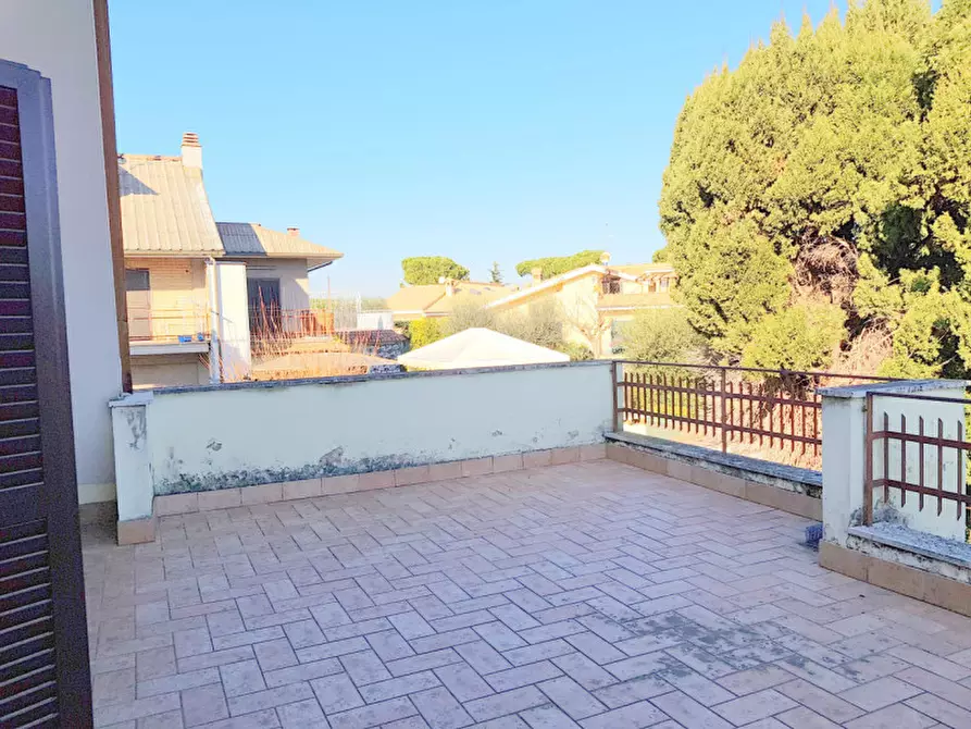 Immagine 36 di Villa in affitto  in via Murello a Roma