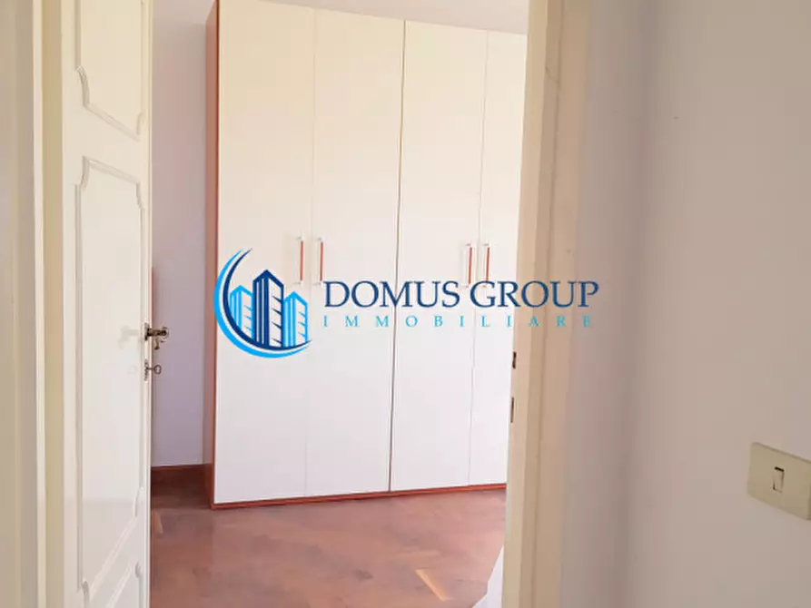 Immagine 54 di Villa in vendita  in via Murello a Roma