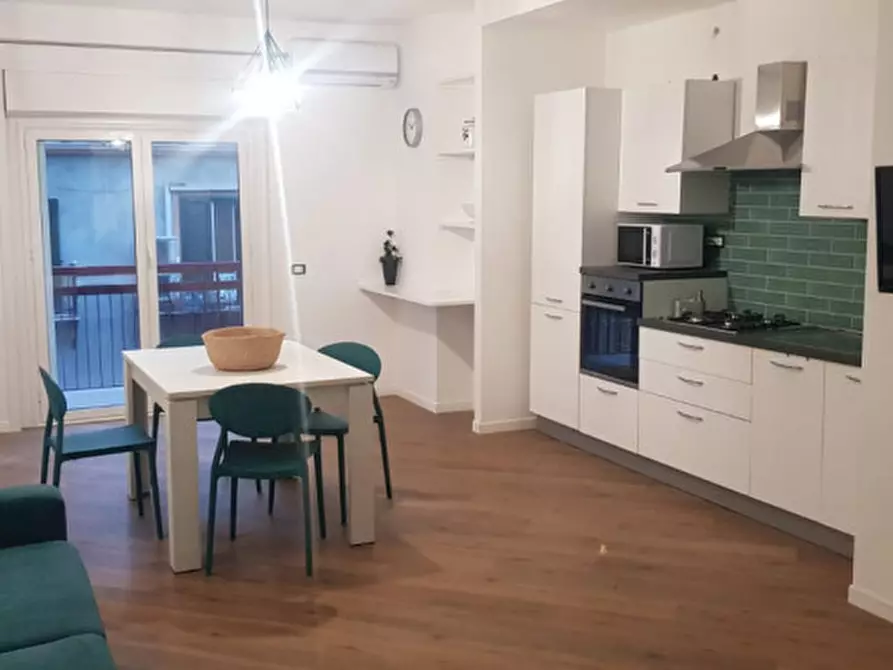 Immagine 1 di Appartamento in affitto  in Via Mariano Stabile a Palermo
