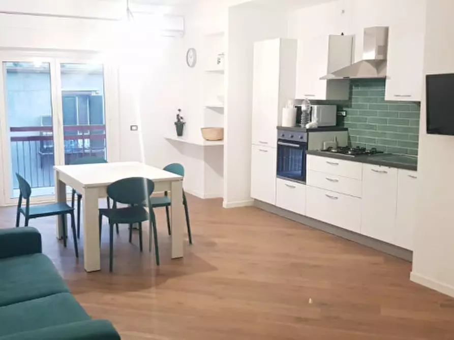 Immagine 3 di Appartamento in affitto  in Via Mariano Stabile a Palermo