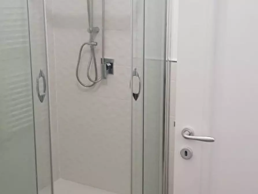 Immagine 8 di Appartamento in affitto  in Via Mariano Stabile a Palermo