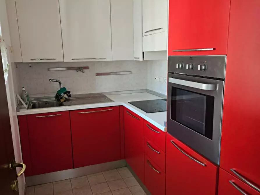 Immagine 8 di Appartamento in affitto  in VIA ROBERTO RAVIOLA a Roma