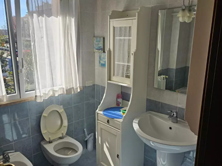 Immagine 17 di Appartamento in affitto  in VIA ROBERTO RAVIOLA a Roma