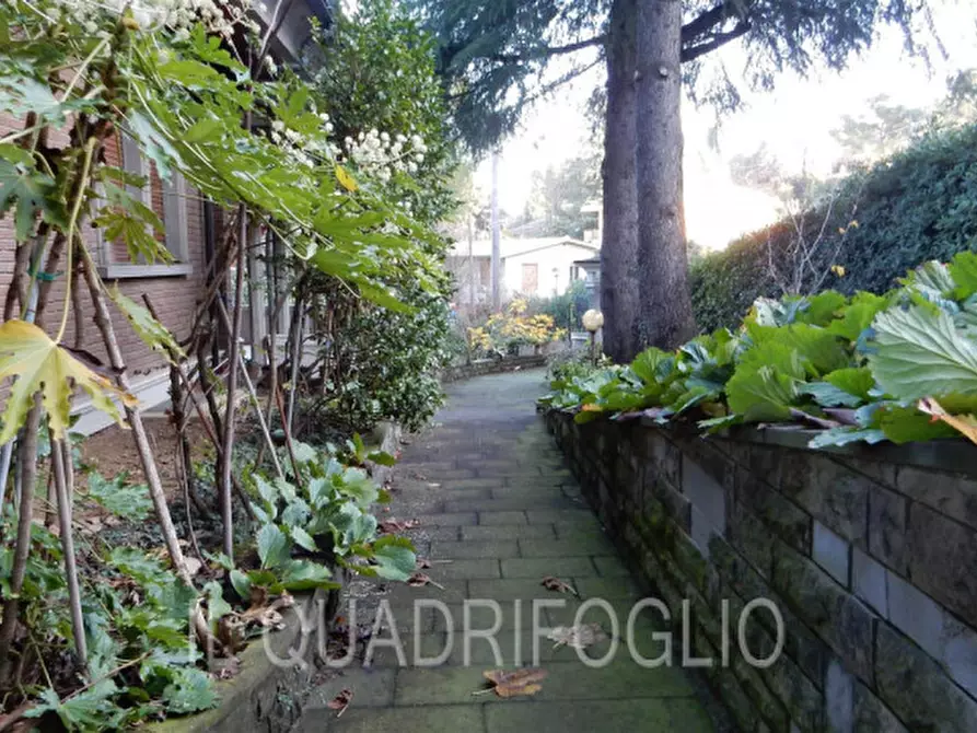 Immagine 11 di Villa in vendita  a Cesena