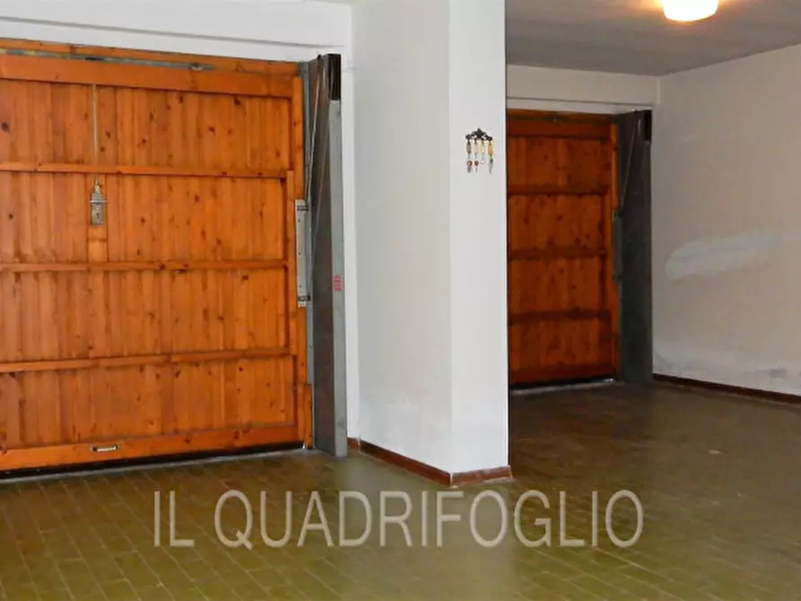 Immagine 21 di Villa in vendita  a Cesena