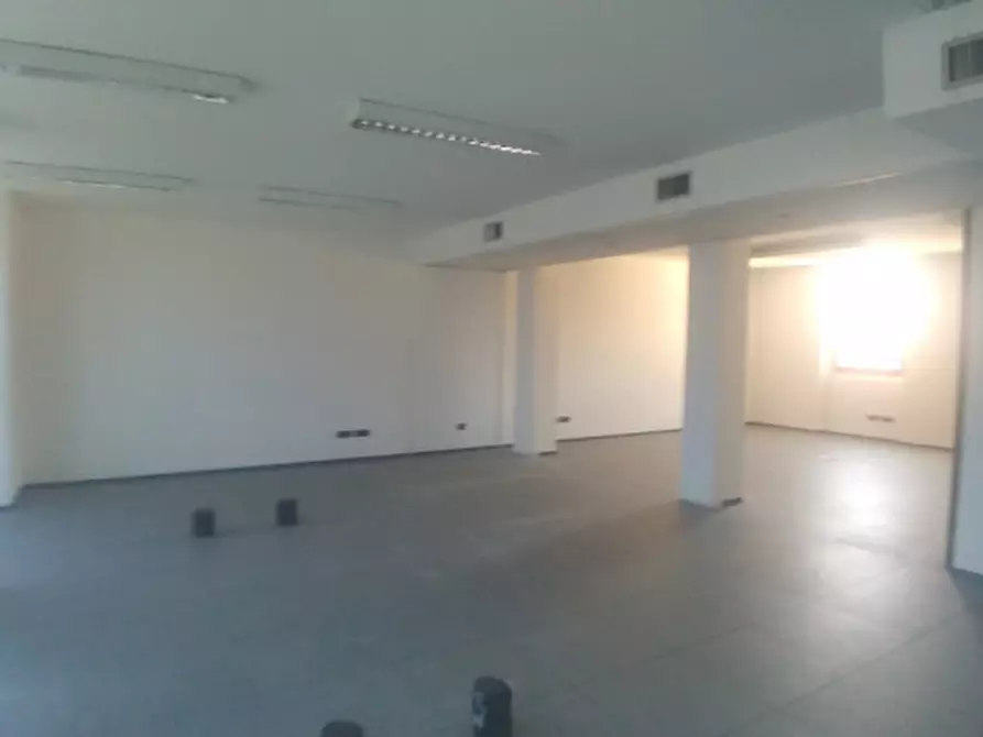 Immagine 21 di Ufficio in affitto  in VIALE SARCA a Milano