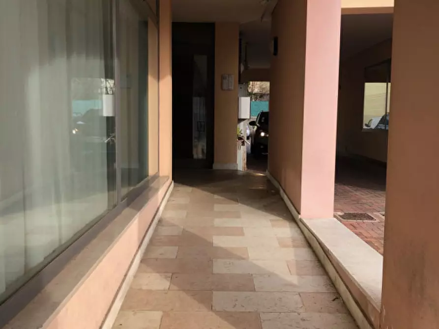 Immagine 14 di Attività commerciale in vendita  in via Santa Eurosia a Piovene Rocchette