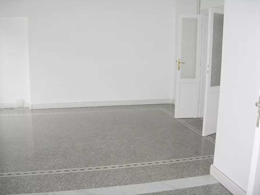 Immagine 24 di Appartamento in vendita  in Via Antonio Giannelli a Ancona