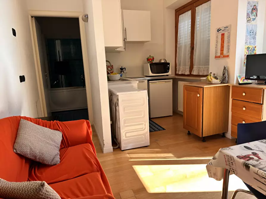 Immagine 2 di Appartamento in vendita  in Via Candia a Ancona