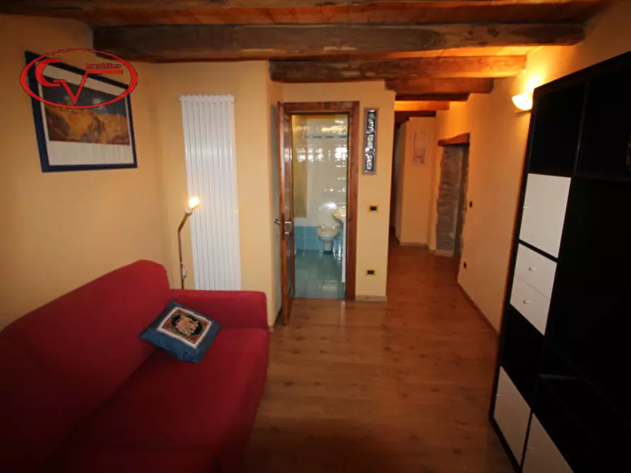 Immagine 7 di Appartamento in vendita  in casale a Loro Ciuffenna