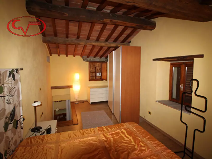 Immagine 12 di Appartamento in vendita  in casale a Loro Ciuffenna