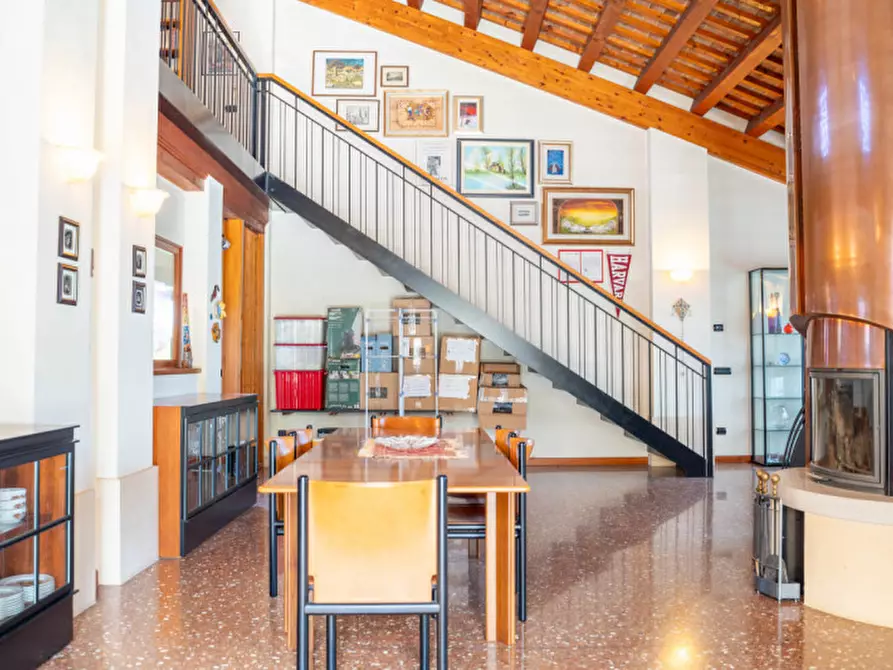 Immagine 6 di Villa in vendita  in Via Padana a Este