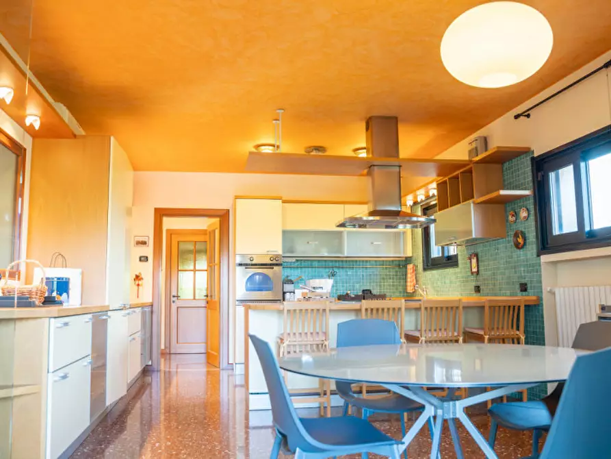 Immagine 12 di Villa in vendita  in Via Padana a Este