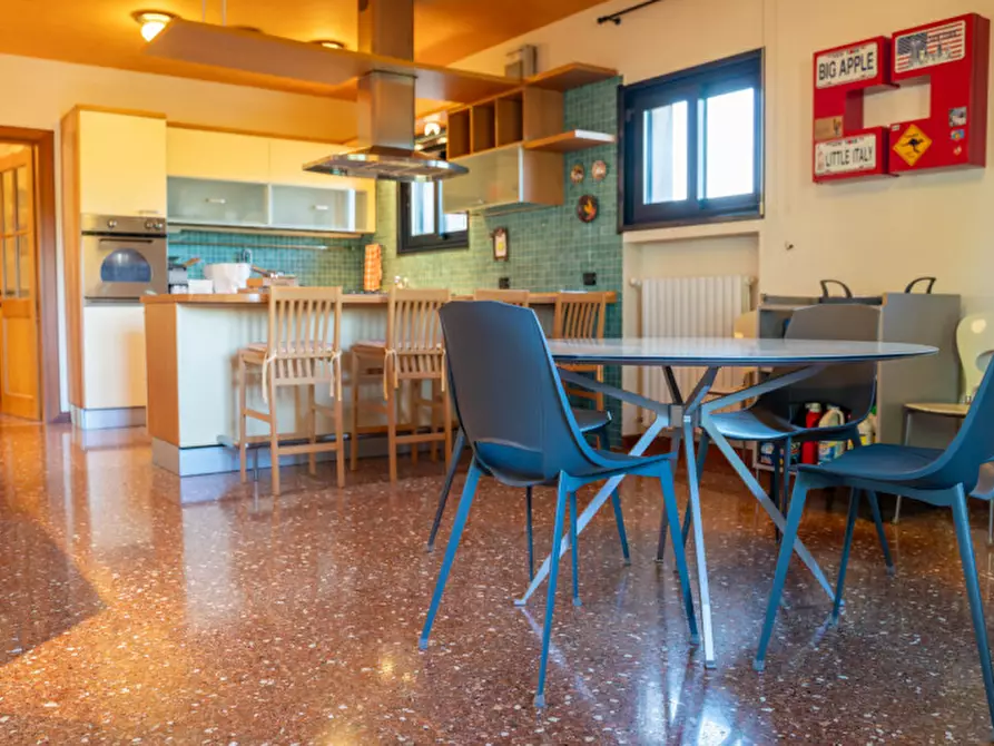 Immagine 15 di Villa in vendita  in Via Padana a Este