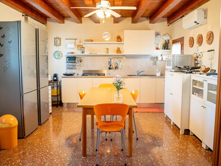 Immagine 19 di Villa in vendita  in Via Padana a Este