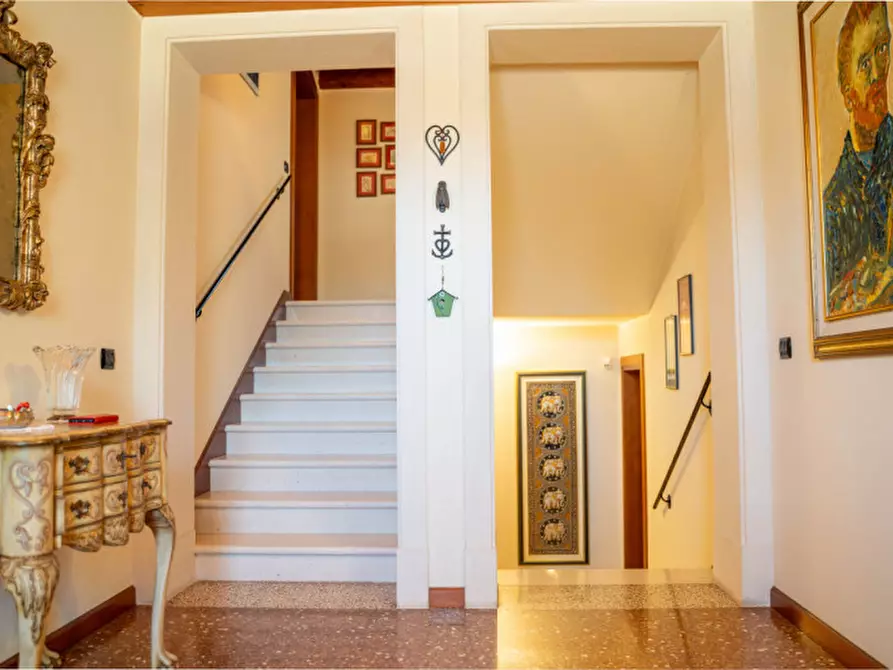 Immagine 20 di Villa in vendita  in Via Padana a Este