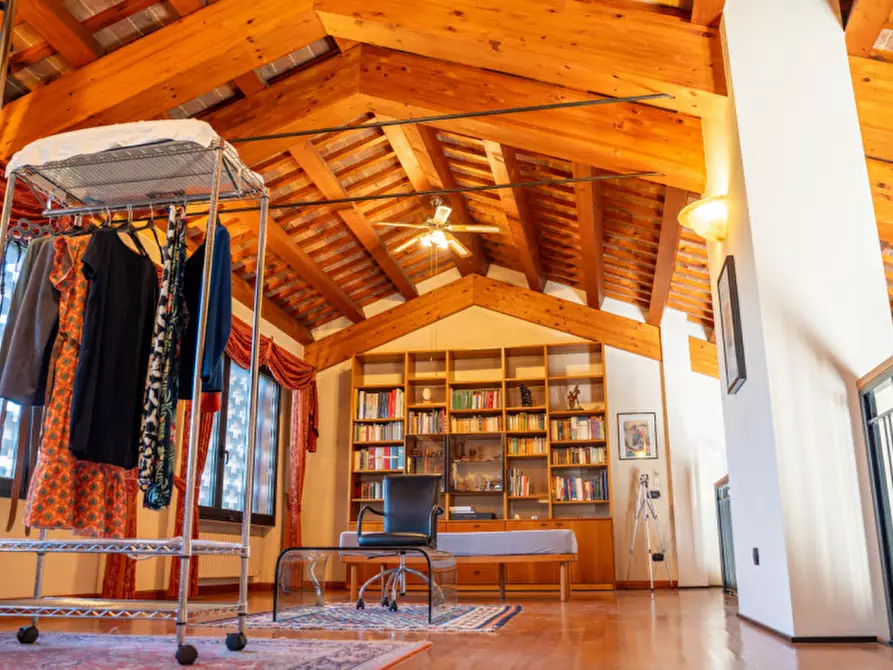 Immagine 24 di Villa in vendita  in Via Padana a Este
