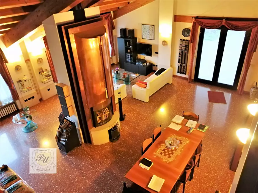 Immagine 32 di Villa in vendita  in Via Padana a Este