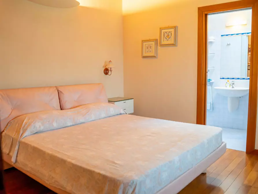Immagine 40 di Villa in vendita  in Via Padana a Este