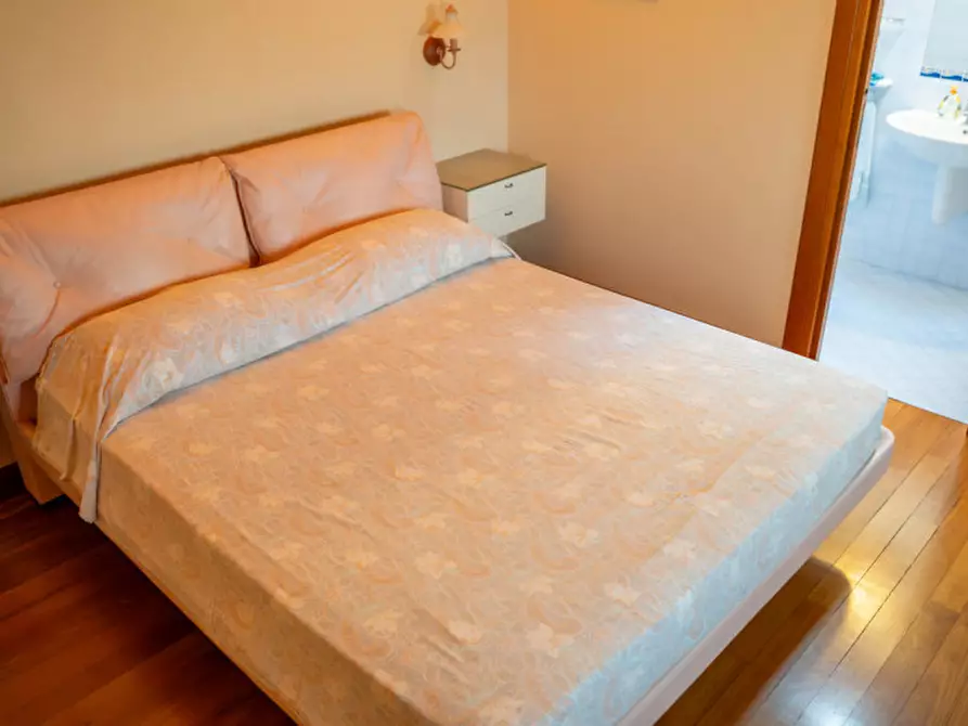Immagine 41 di Villa in vendita  in Via Padana a Este