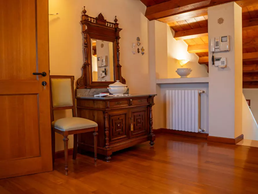 Immagine 43 di Villa in vendita  in Via Padana a Este