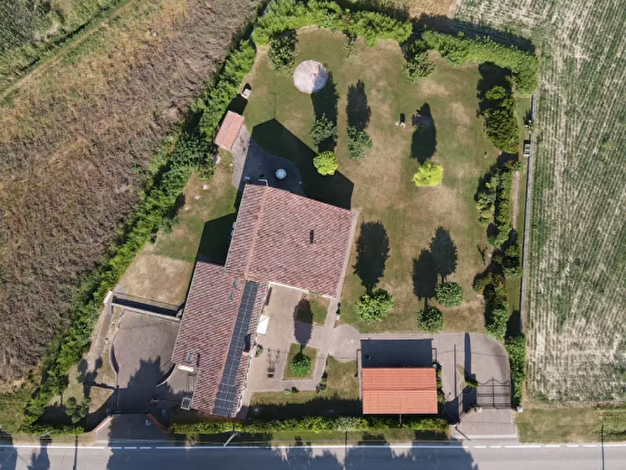 Immagine 53 di Villa in vendita  in Via Padana a Este