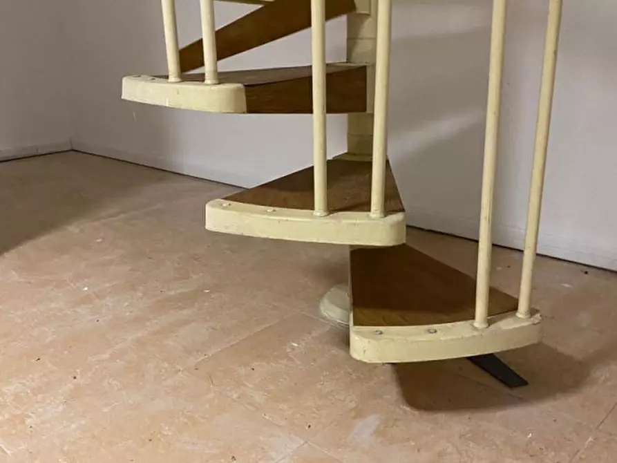 Immagine 32 di Negozio in affitto  in VIA CHERUBINO MALPELI a Roma