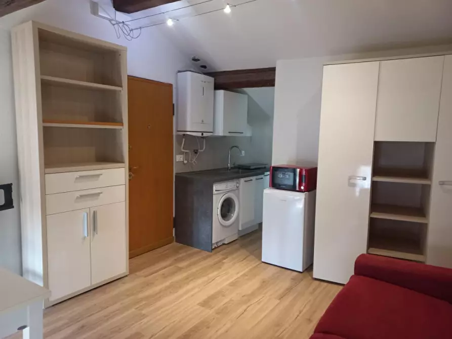 Immagine 4 di Monolocale in affitto  in Contrà cornoleo a Vicenza