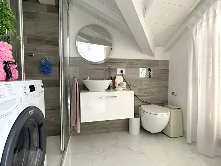 Immagine 18 di Appartamento in vendita  in Via Schiavo a Chioggia