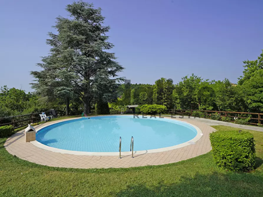 Immagine 26 di Appartamento in vendita  in Viale Catullo a Manerba Del Garda