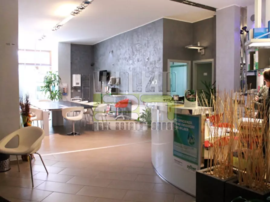 Immagine 10 di Ufficio in vendita  in via Galilei a Avola