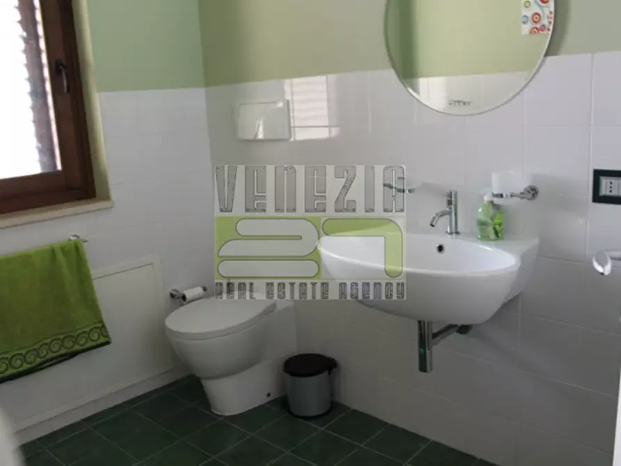 Immagine 15 di Ufficio in vendita  in via Galilei a Avola