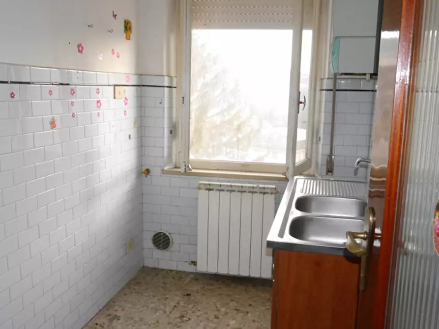 Immagine 12 di Appartamento in vendita  a Sassoferrato