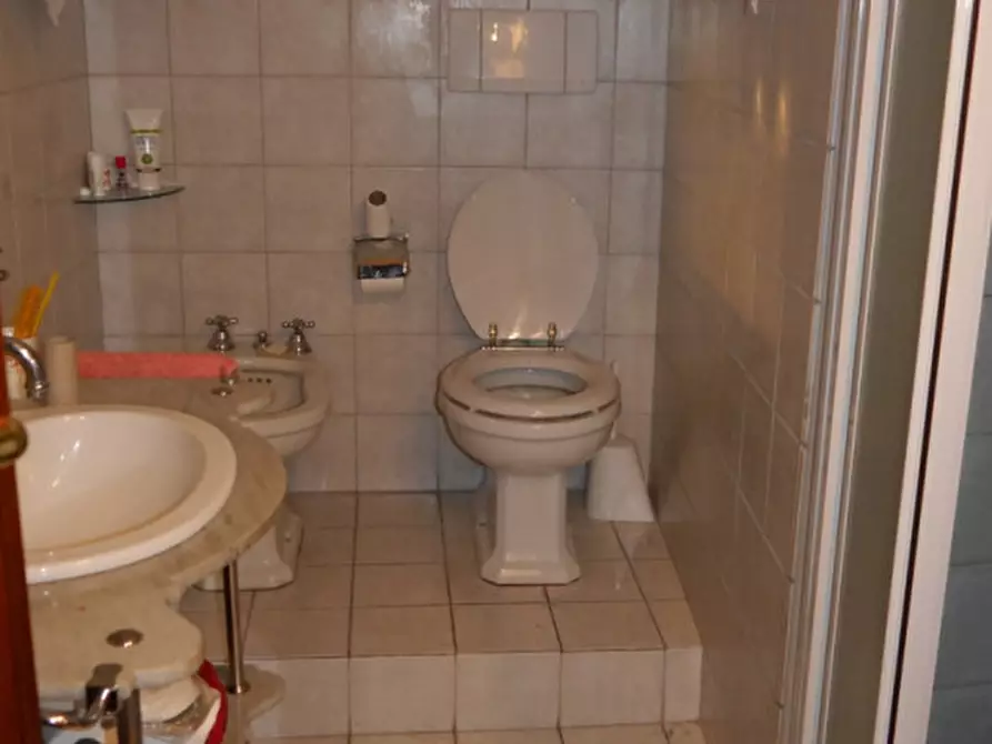 Immagine 7 di Appartamento in vendita  a Sassoferrato