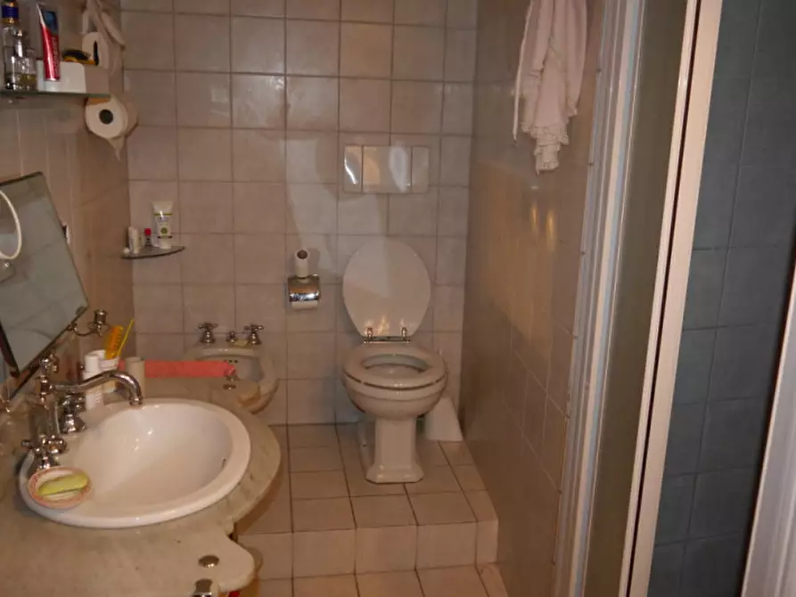 Immagine 8 di Appartamento in vendita  a Sassoferrato