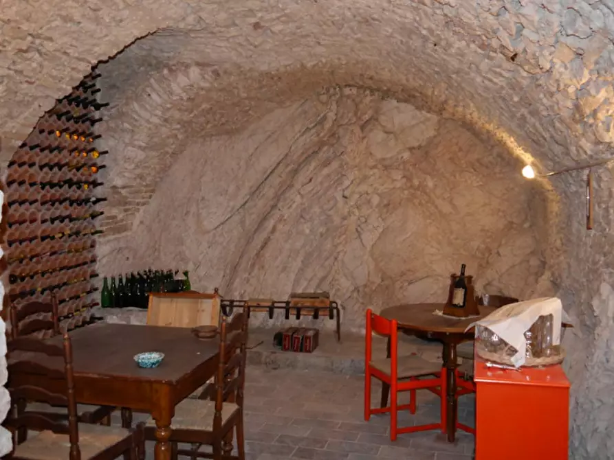 Immagine 23 di Appartamento in vendita  a Sassoferrato