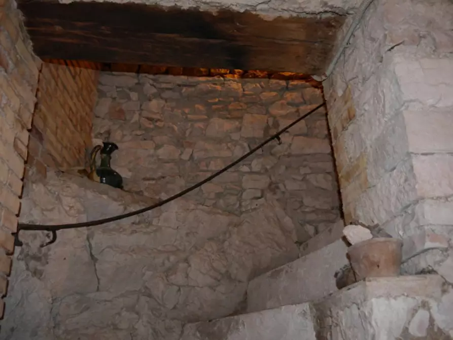 Immagine 26 di Appartamento in vendita  a Sassoferrato